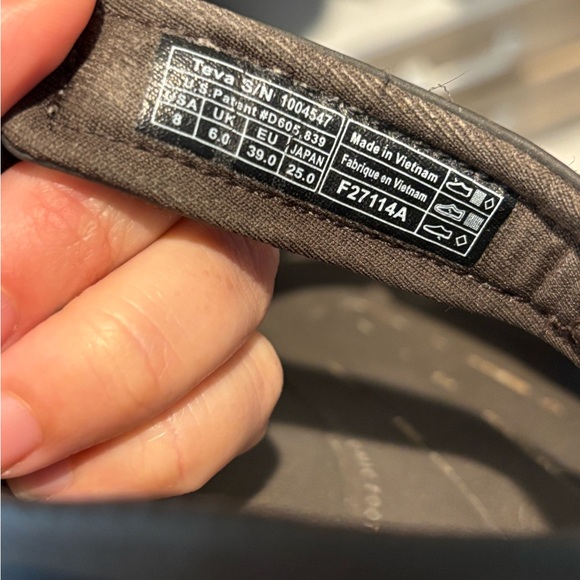 Teva Dark Brown Strappy Sandals W8 - Picture 8 of 8